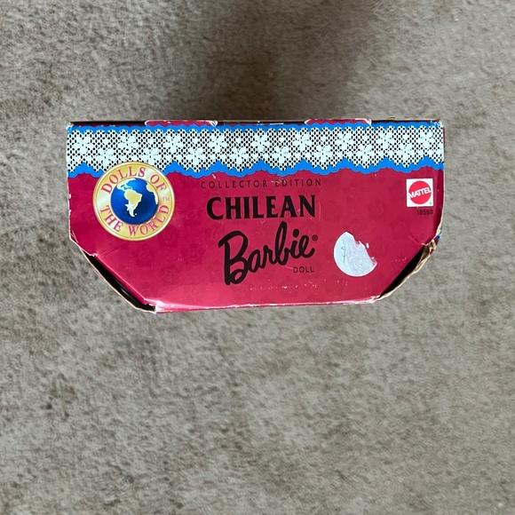 NEW in Box! 1997 Chilean Barbie Dolls of the World Collection - Picture 6 of 7